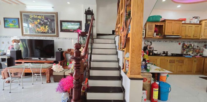 Nhà cao cấp 2 mặt tiền đường 12m, ngay cầu Long Kiểng 7,8 Tỷ