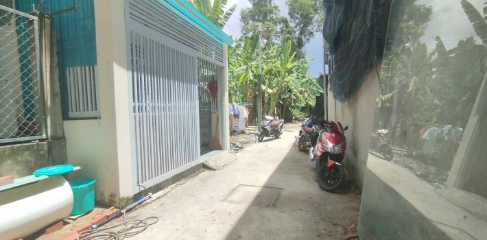 Nhà cấp 4, mới kiên cố ngay chợ Nhơn Đức 1.1 Tỷ [Vi Bằng]