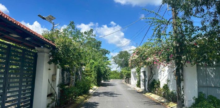 Bán nhà đồng sở hữu 10x12m ngay chợ Nhơn Đức