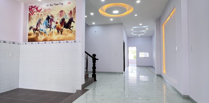 Bán nhà Nguyễn Bình rộng, đẹp, có sân vườn 5.85 Tỷ