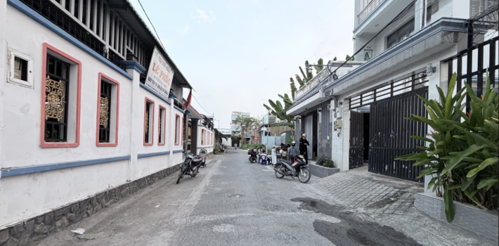 Bán lô đất ngang 9.5m mặt tiền 274/13 Nguyễn Văn Tạo