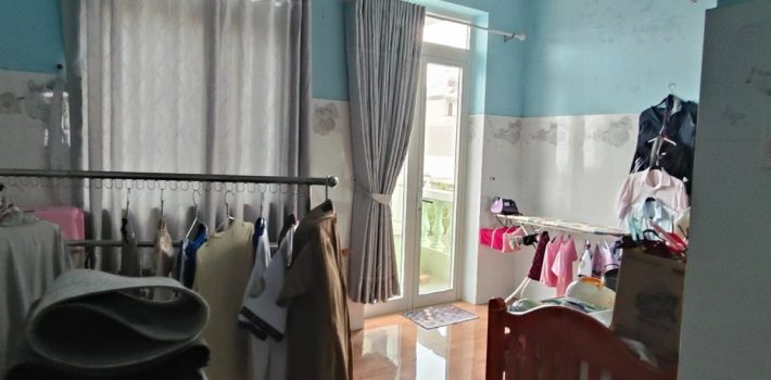2581 Huỳnh Tấn Phát nhà ngang 9m đang cho thuê 18tr
