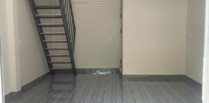 Nhà mới ngay chợ Nhơn Đức cũ chỉ 1.05 Tỷ vào ở Ngay