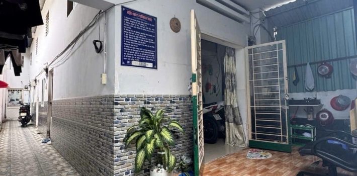 Nhà C4: Bán nhà hẻm 1716 Huỳnh Tấn Phát giá đầu tư