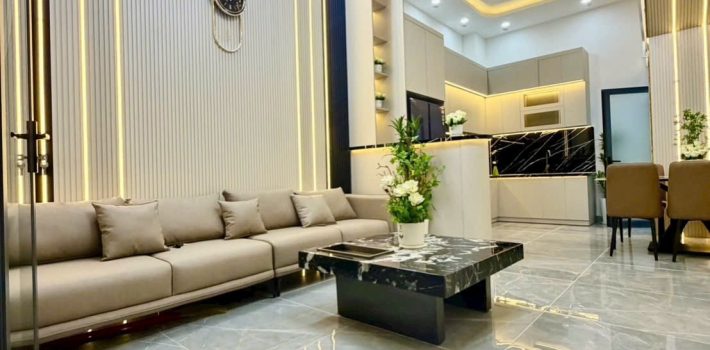 Bán nhà hẻm 1830 Huỳnh Tấn Phát giá rẻ cho đầu tư