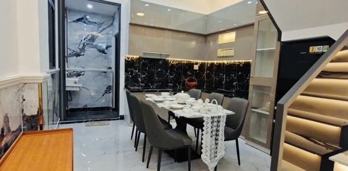 Đang rao bán: Bán nhà hẻm 2174 Huỳnh Tấn Phát