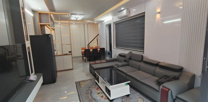 Càn bán nhà hẻm 2680 Huỳnh Tấn Phát ngang 9m