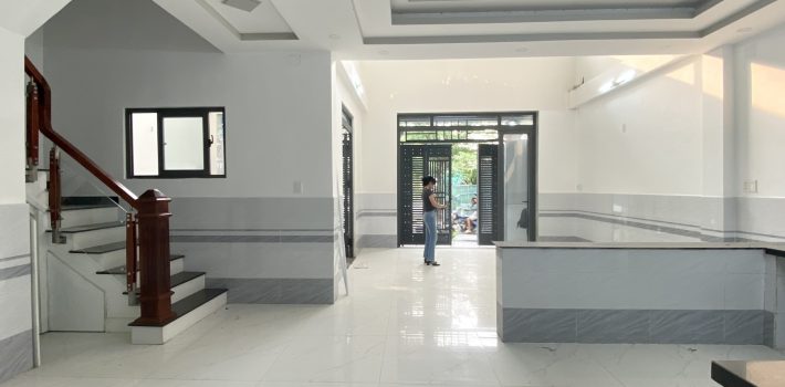 Bán nhà phố KDC Rạch Tôm ngang khủng 8m